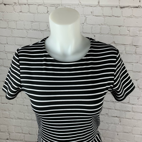 🚨Final Sale 🚨Zara Trafaluc Striped Dress - Picture 3 of 6